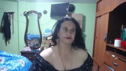 Snapshot of jazmin_rios chatting on 02.08.25 jazmim online show from 02.08.25