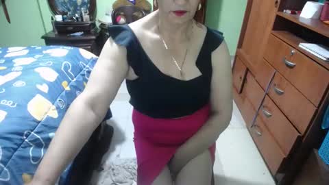 Snapshot of jazmin_rios chatting on 02.24.25 jazmim online show from 02.24.25
