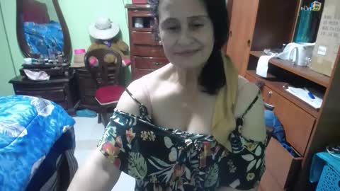 Snapshot of jazmin_rios chatting on 03.01.25 jazmim online show from 03.01.25