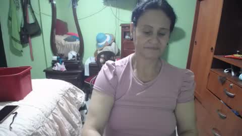 Snapshot of jazmin_rios chatting on 03.09.25 jazmim online show from 03.09.25