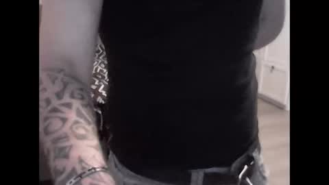 Snapshot of jby0791 chatting on 10.27.25 jby0791 online show from 10.27.25