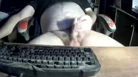 Snapshot of jeff_40962 chatting on 10.19.25 Jeffrey Sinclair online show from 10.19.25