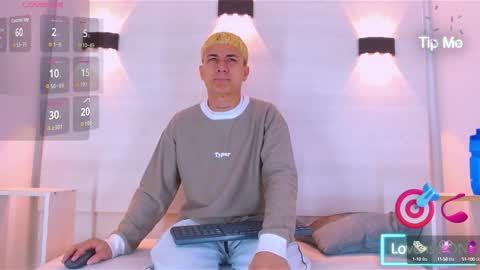 Snapshot of jeic_18 chatting on 09.29.25 jeic 18 online show from 09.29.25