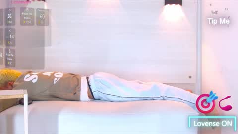 Snapshot of jeic_18 chatting on 09.29.25 jeic 18 online show from 09.29.25