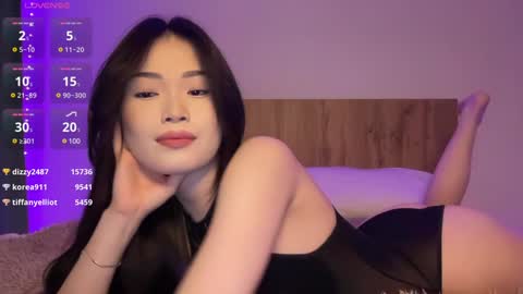 jennie_yung online show from 12.28.24