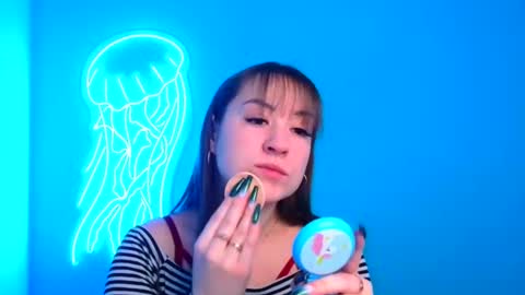 Jennifer online show from 12.22.24