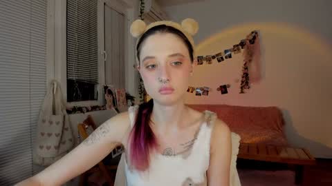 Snapshot of jenny_cox_love chatting on 12.24.24 Jennifer Jenny Darling online show from 12.24.24