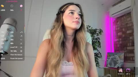 Snapshot of jenny_harringtons chatting on 09.28.25 jenny_harringtons online show from 09.28.25