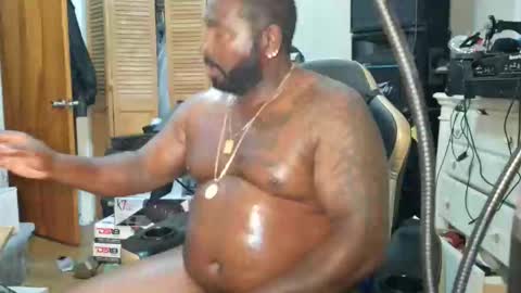 Snapshot of jeremiah0827 chatting on 10.05.25 jeremiah0827 online show from 10.05.25