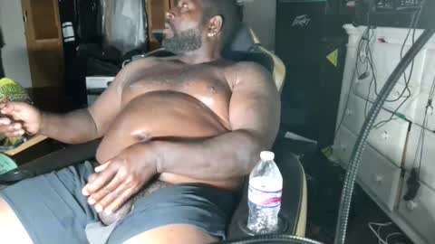 Snapshot of jeremiah0827 chatting on 10.22.25 jeremiah0827 online show from 10.22.25