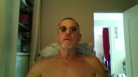 Snapshot of jerflor chatting on 09.11.25 jerflor online show from 09.11.25