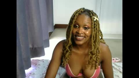 Snapshot of jessajoyy chatting on 01.28.25 jessajoyy online show from 01.28.25