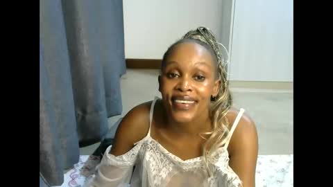 Snapshot of jessajoyy chatting on 02.19.25 jessajoyy online show from 02.19.25