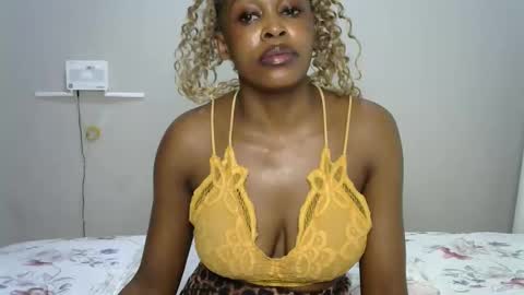 Snapshot of jessajoyy chatting on 10.06.25 jessajoyy online show from 10.06.25