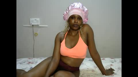 Snapshot of jessajoyy chatting on 10.14.25 jessajoyy online show from 10.14.25