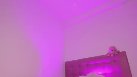 Snapshot of jessfortune chatting on 12.15.24 Jess online show from 12.15.24