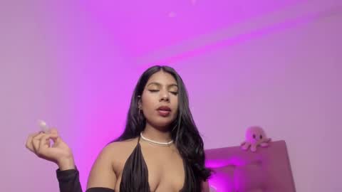 Snapshot of jessfortune chatting on 12.16.24 Jess online show from 12.16.24