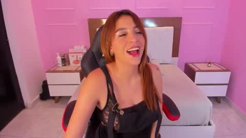 Snapshot of jessi_jones1 chatting on 10.21.25 J E S S I online show from 10.21.25