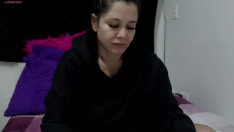 Snapshot of jessi_robertss chatting on 02.28.25 jessica online show from 02.28.25