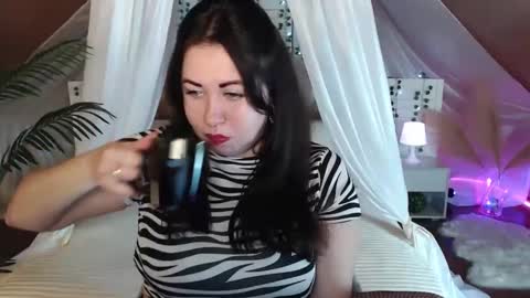 jessicaevanse online show from 11.22.25