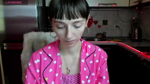 jessicaforris online show from 02.04.25