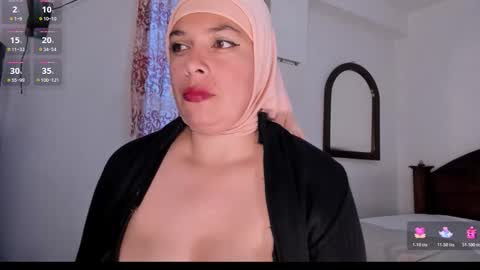 Snapshot of jessicarabbit199 chatting on 12.05.25 jessica online show from 12.05.25