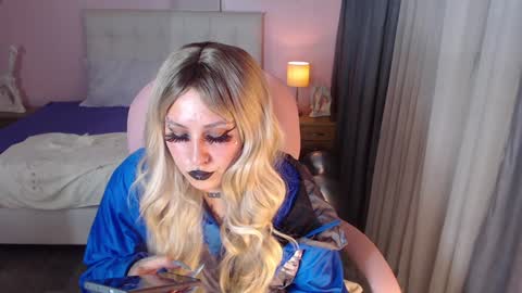Snapshot of jessie_williams_01 chatting on 12.31.24 Your Sweet Angel online show from 12.31.24