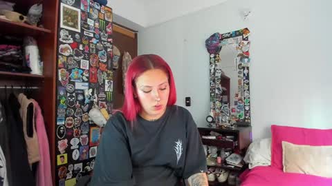 Snapshot of jessie_williams_01 chatting on 01.24.25 Your Sweet Angel online show from 01.24.25