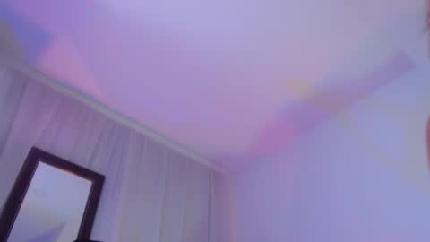 Snapshot of jessiwet chatting on 09.11.25 jessiwet online show from 09.11.25