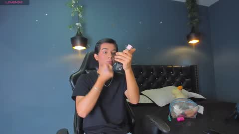 JESSY MATEUS online show from 11.14.25