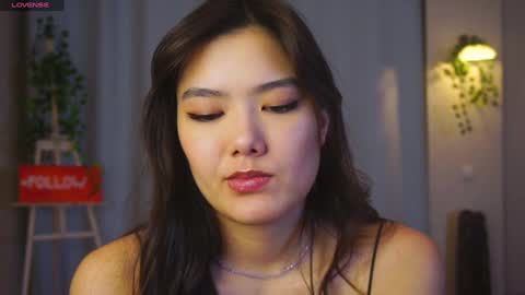 Hi all. My name is Naomi and Im glad to see you in my room  online show from 01.24.25