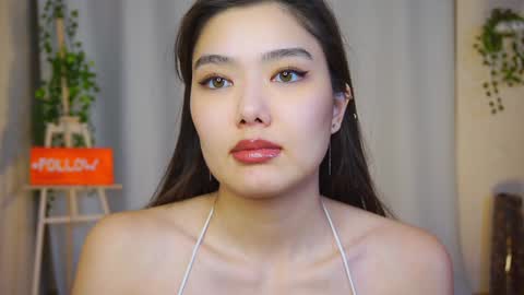 Hi all. My name is Naomi and Im glad to see you in my room  online show from 01.31.25