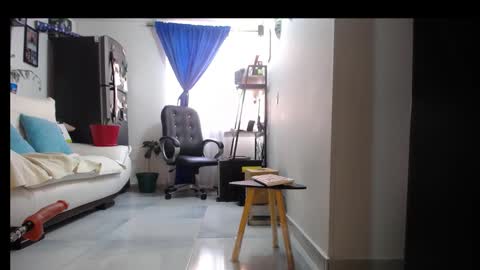 Snapshot of jezabel_purple chatting on 01.23.25 Camila online show from 01.23.25