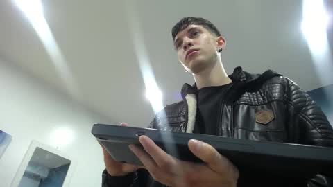 Jheampiero online show from 11.25.25