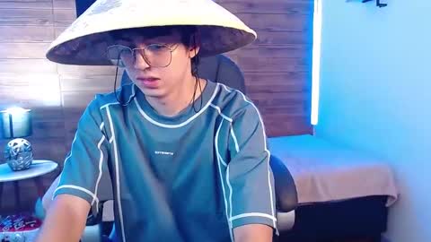 Jhoel online show from 10.31.25