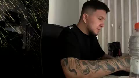 Snapshot of jhon_gottti chatting on 09.23.25 jhon online show from 09.23.25