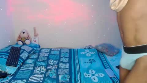 Snapshot of jhon_hot09 chatting on 11.06.25 jhon_hot09 online show from 11.06.25