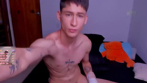 Snapshot of jhonleving chatting on 02.02.25 Jack online show from 02.02.25