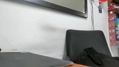 Jhosuamoore  online show from 03.01.25