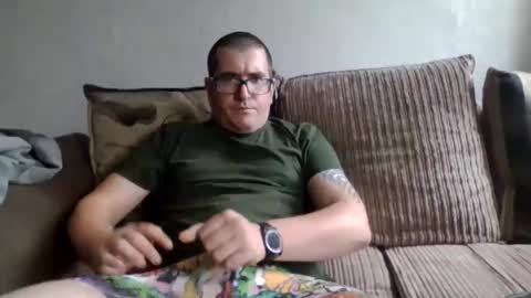Snapshot of jimchef85 chatting on 10.20.25 jimchef85 online show from 10.20.25