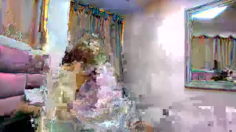 Snapshot of jimena_bell chatting on 10.07.25 Jimena online show from 10.07.25