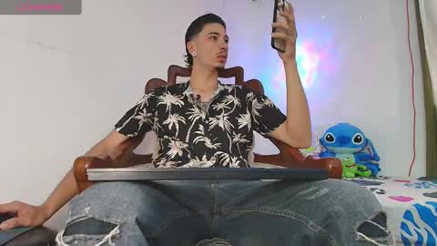 Snapshot of jimm66_ chatting on 09.10.25 Jimm Independent Model online show from 09.10.25