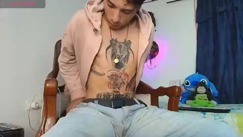 Snapshot of jimm66_ chatting on 10.03.25 Jimm Independent Model online show from 10.03.25