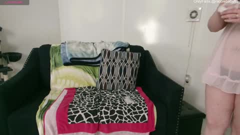 Snapshot of jjjust4fun1985 chatting on 12.07.24 Nicole  Allen online show from 12.07.24