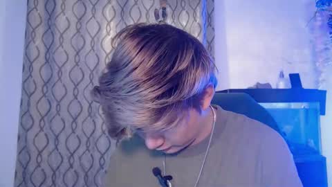 Snapshot of jnick_21 chatting on 02.04.25 Nick online show from 02.04.25