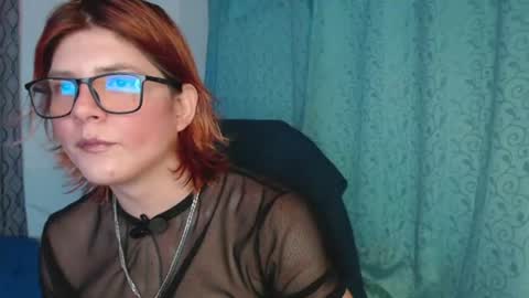 Snapshot of jnick_21 chatting on 11.10.25 Nick online show from 11.10.25