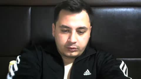 Snapshot of jnsnw chatting on 12.15.24 jnsnw online show from 12.15.24