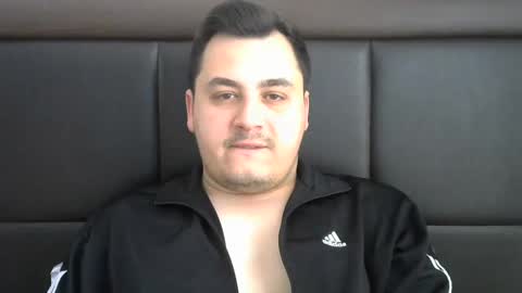 Snapshot of jnsnw chatting on 01.26.25 jnsnw online show from 01.26.25