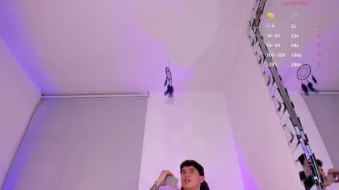 Snapshot of joan_gonzalez chatting on 09.17.25 Joan Gonzalez online show from 09.17.25