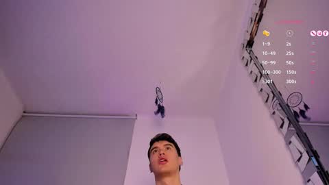 Snapshot of joan_gonzalez chatting on 11.05.25 Joan Gonzalez online show from 11.05.25